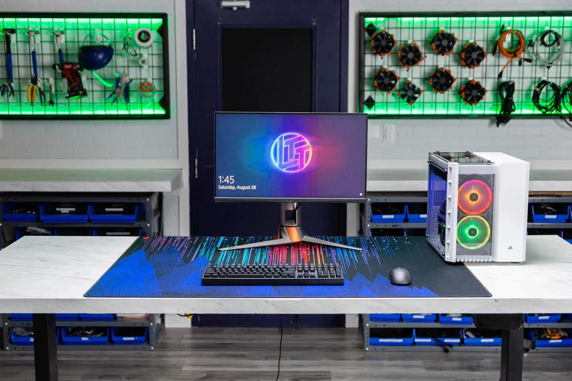 LTT Northern Lights Desk Pad - Image 40