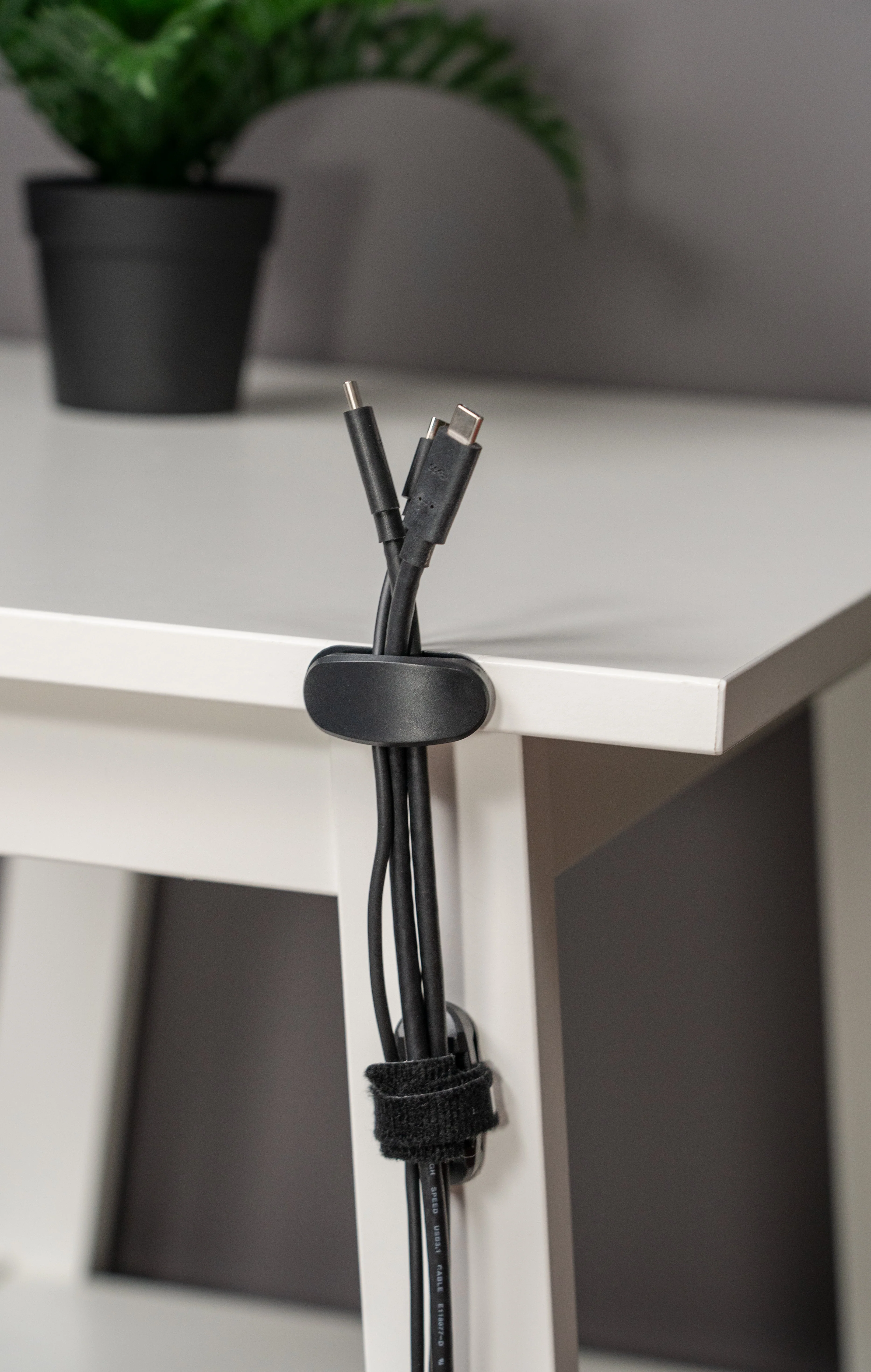 Magnetic Cable Management - Starter Solution - Image 3